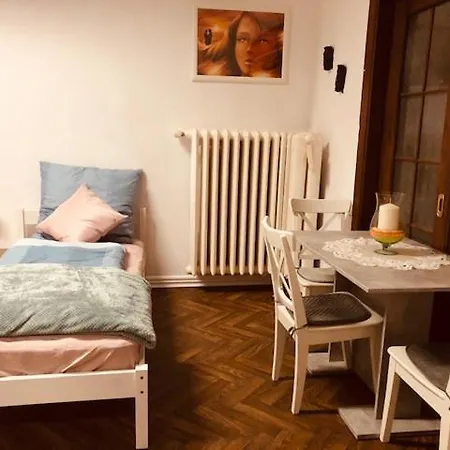 Ts Monteurzimmer * إلمسهورن