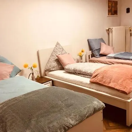 Ts Monteurzimmer بيت ضيافة